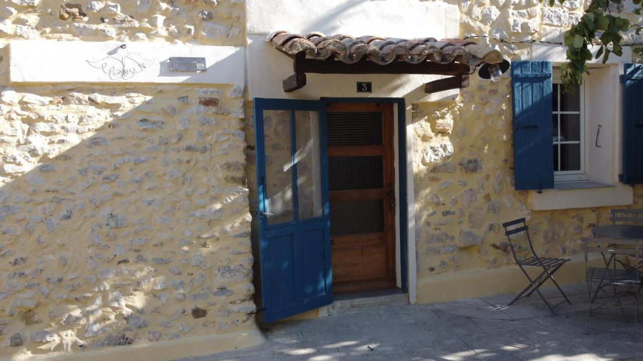 L'Angelus, Gite De Charme Au Coeur Du Vieux Village De Sablet Exterior photo